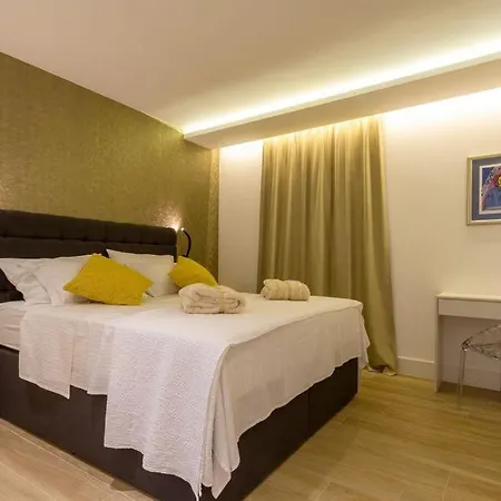 Punta Secca A Luxury In Primosten, Private Cinema *